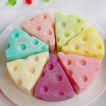 Rainbow Mousse (2)