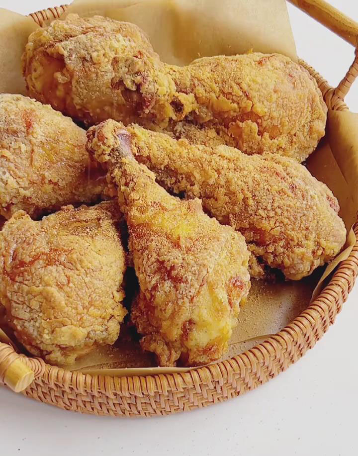 Garnish with parsley flakes