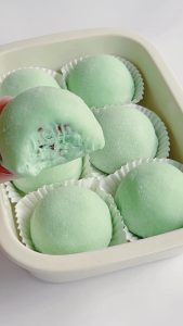 Mint Chocolate Cream Cheese Daifuku (1)