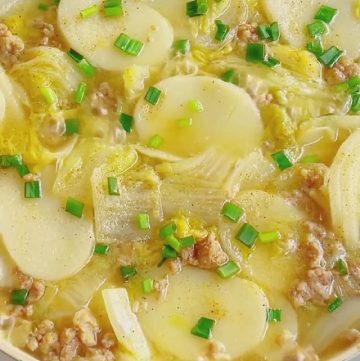 Napa Cabbage Rice Cake Soup (2)