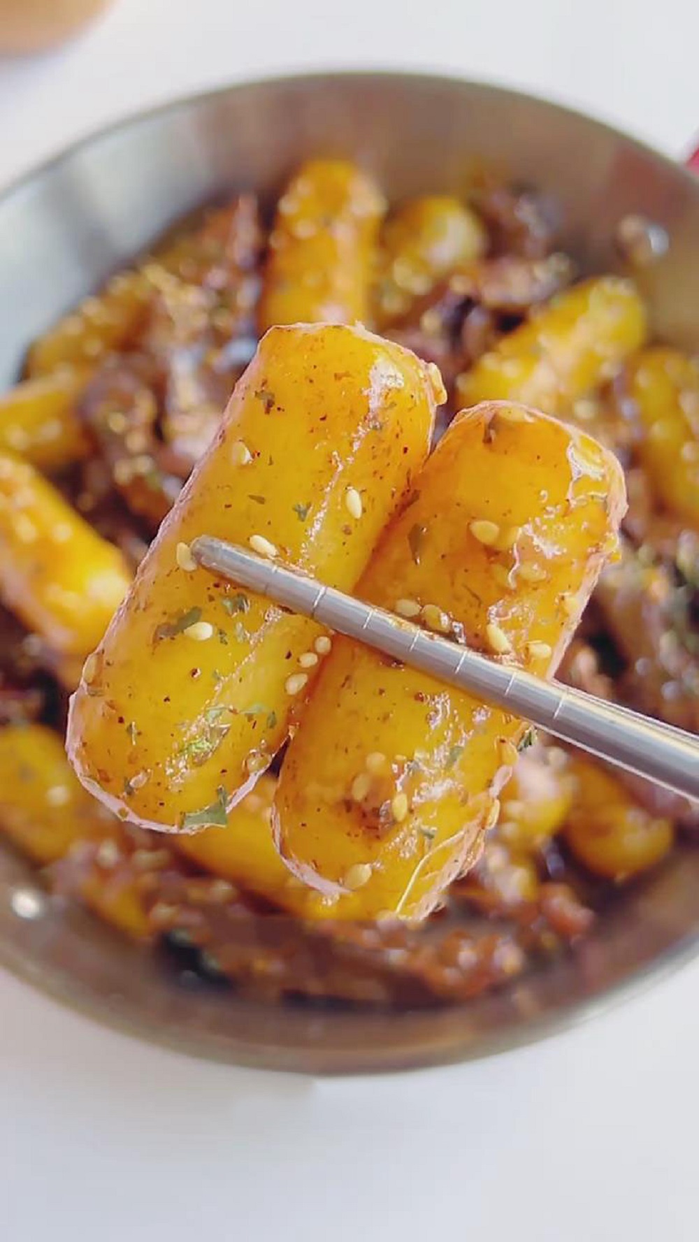 Pan-Fried Rice Cakes with Steak - Cooking With Chun