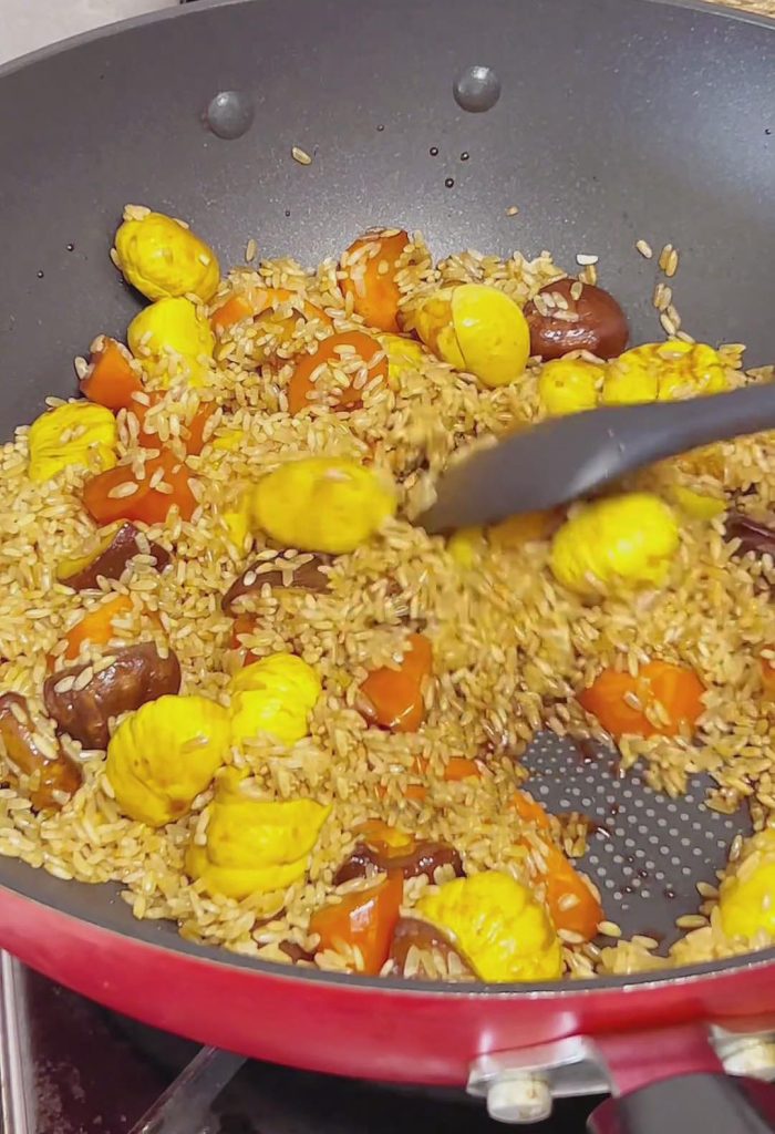 Cooking Rice Pinterest One-Pot Rice Cooker Pork Rib Rice (Super Easy Dinner!) - Cooking With Chun