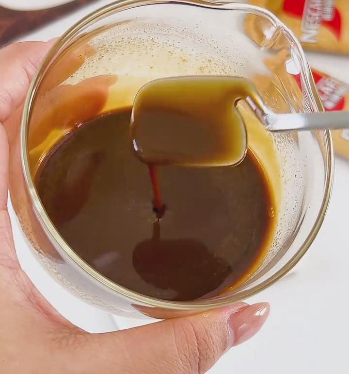 Brew and cool the coffee2