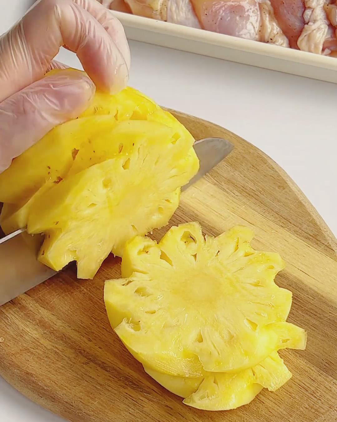 Slice half into 1cm thick rings for pan searing