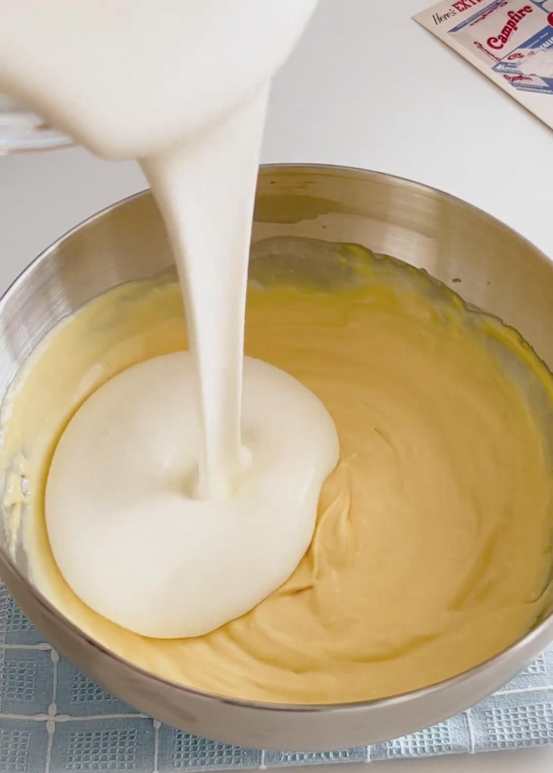 Fold the whipped cream gently into the mascarpone mixture