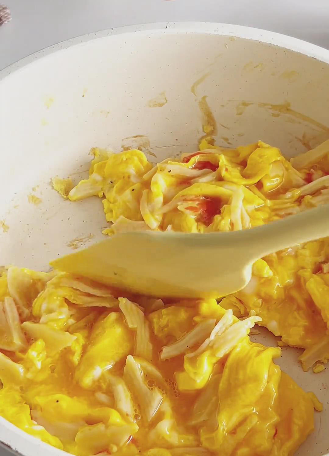 divide the eggs into two portions