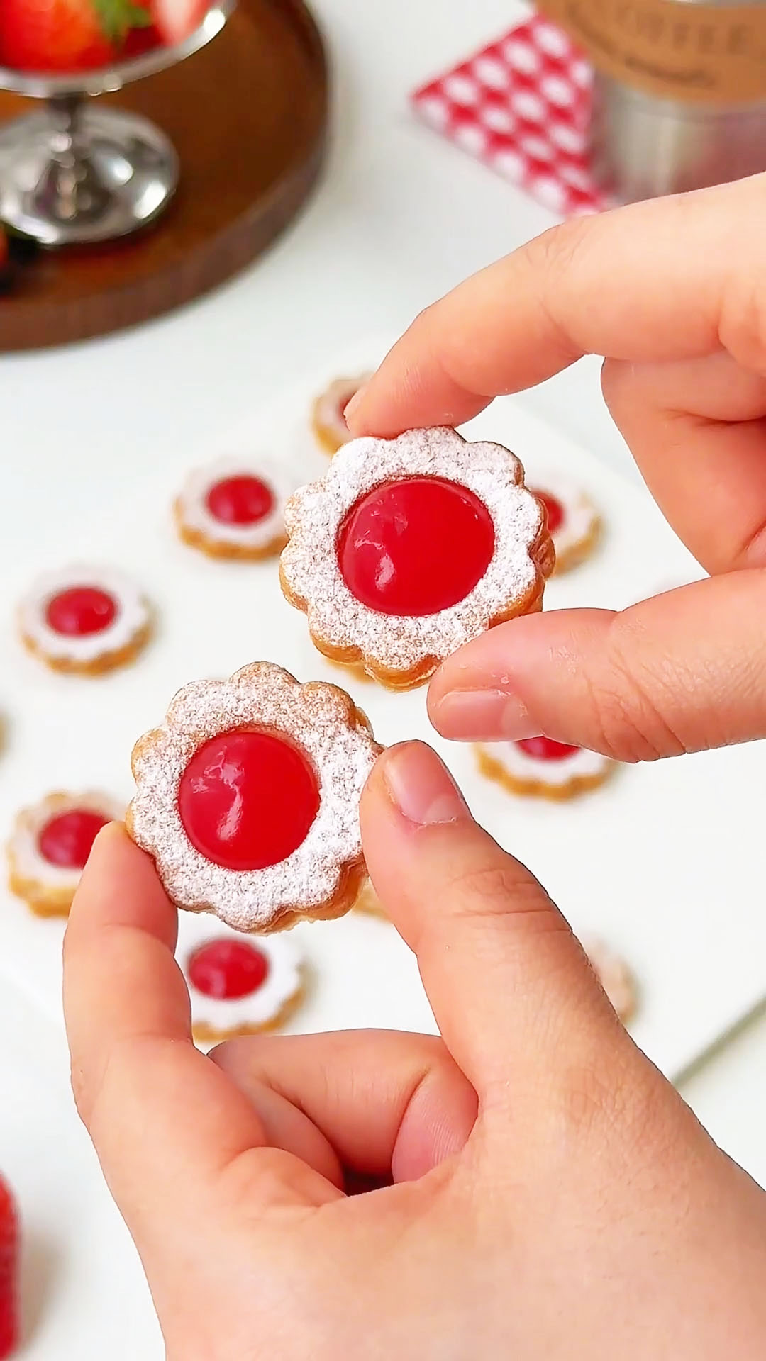 Double Layer Strawberry Jam Cookies (1)