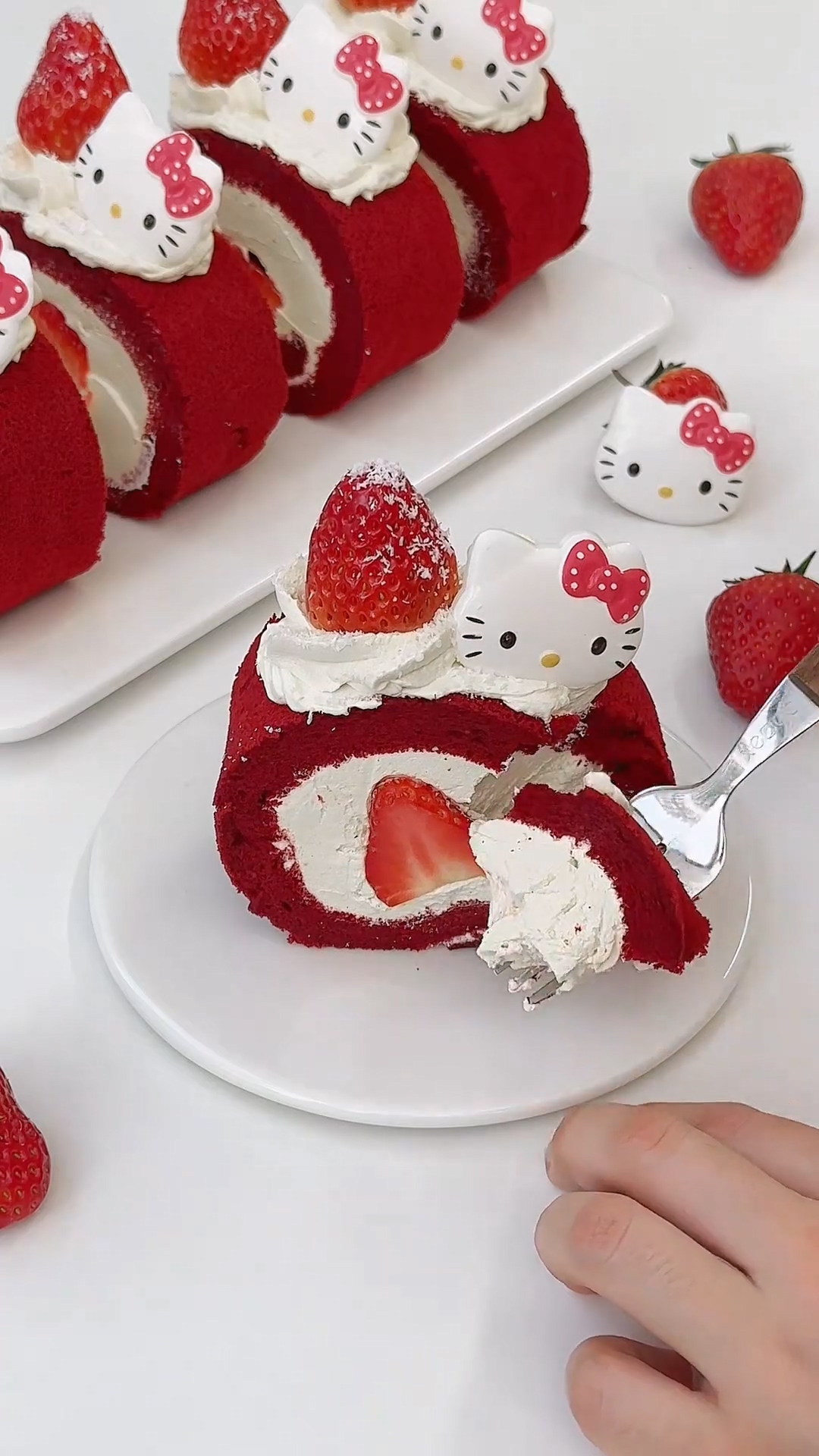 Red Velvet Swiss Roll (1)