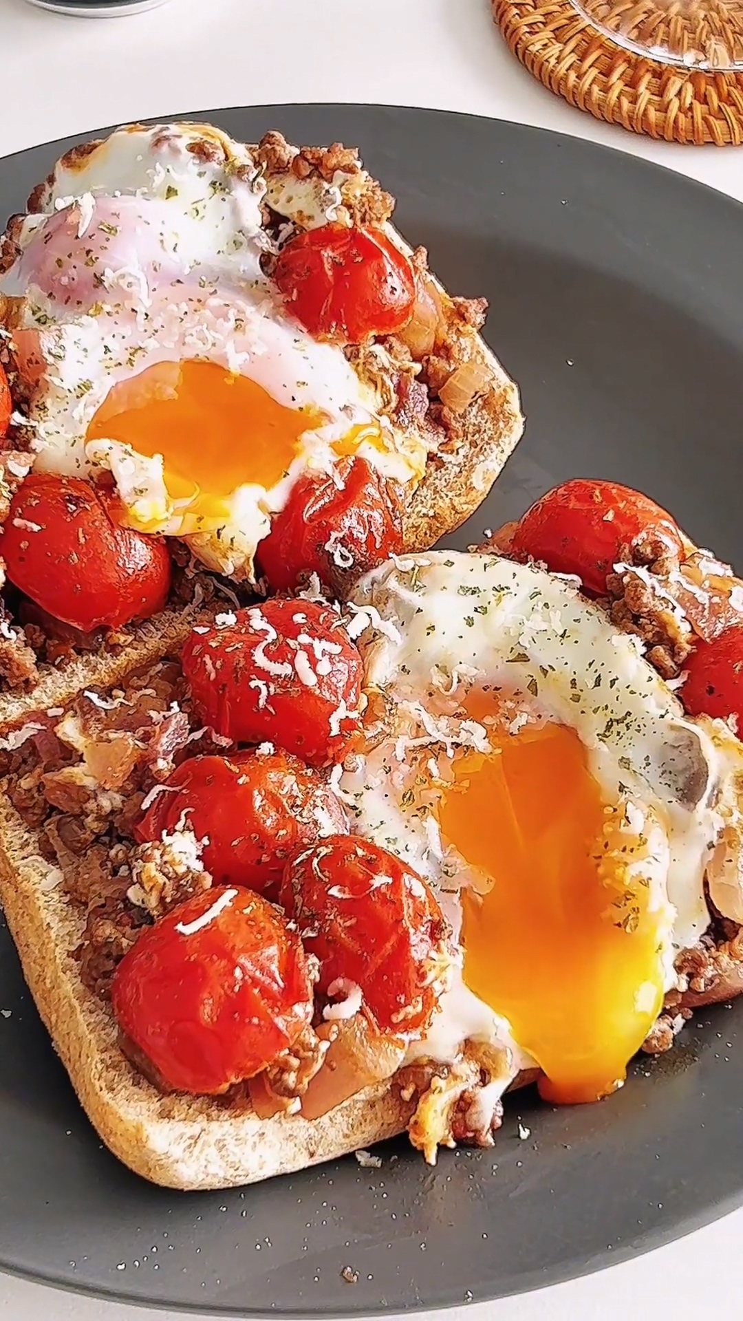 Tomato Beef Ciabatta Sandwich (1)