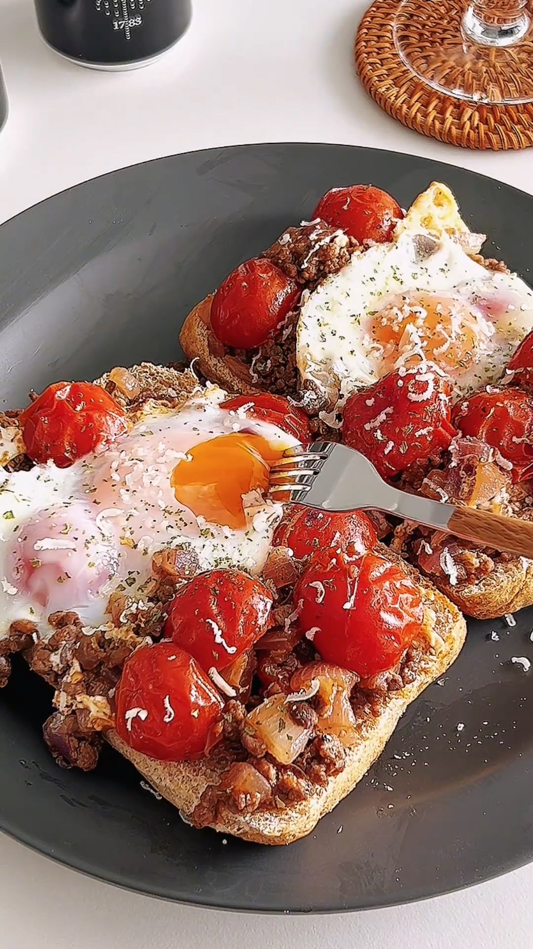 Tomato Beef Ciabatta Sandwich (2)