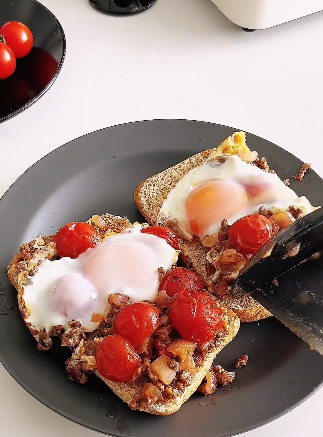 Tomato Beef Ciabatta Sandwich step (10)