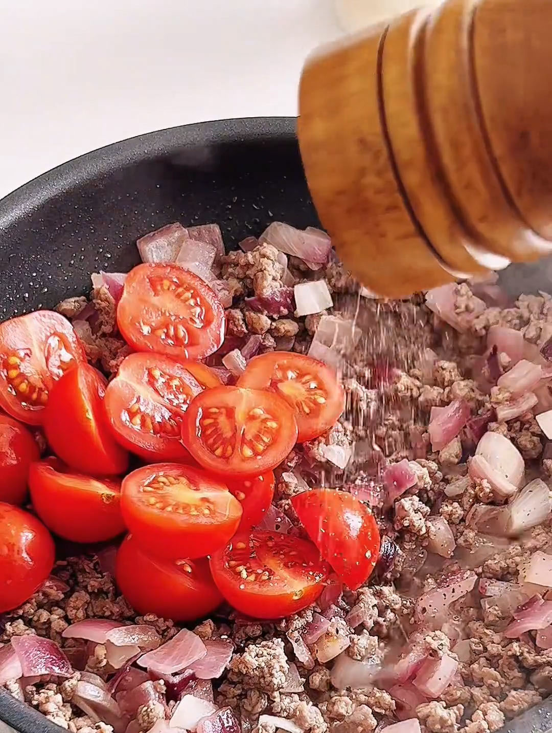 Tomato Beef Ciabatta Sandwich step (7)