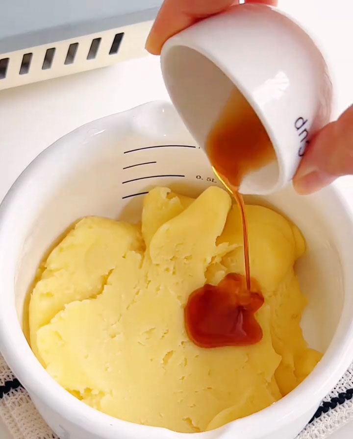 Add the vanilla extract to the warm dough