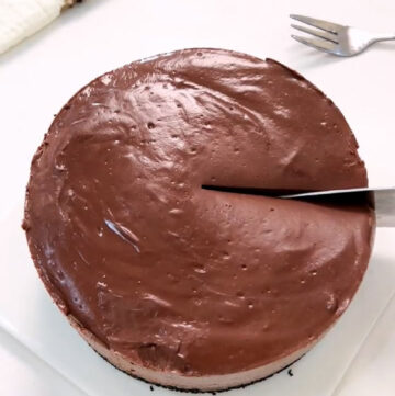 Chocolate Mousse Cake (1)