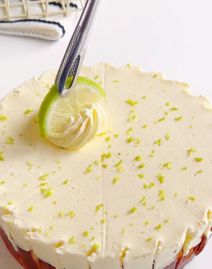 Decorate Lemon Basque Cheesecake