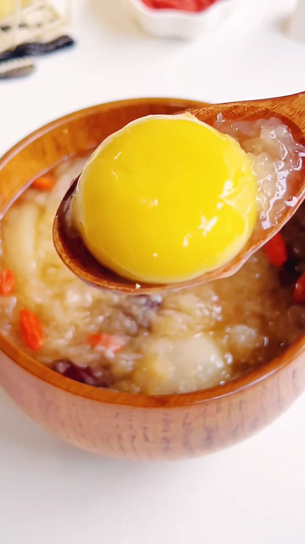 Snow Pear & White Fungus Dessert Soup with Glutinous Rice Balls (3)