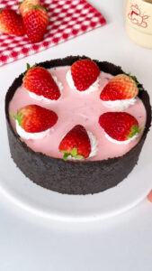 Strawberry Mousse Cake (3)