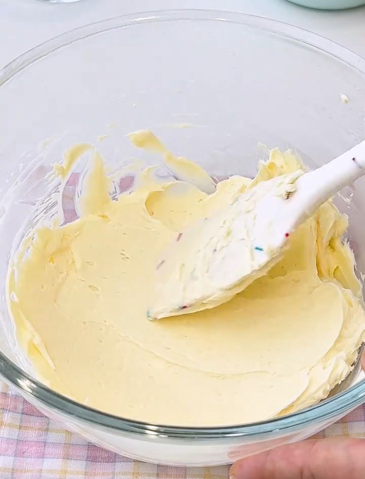 Using a silicone spatula or a hand mixer on low speed, mix until completely smooth, creamy, and no lumps remain