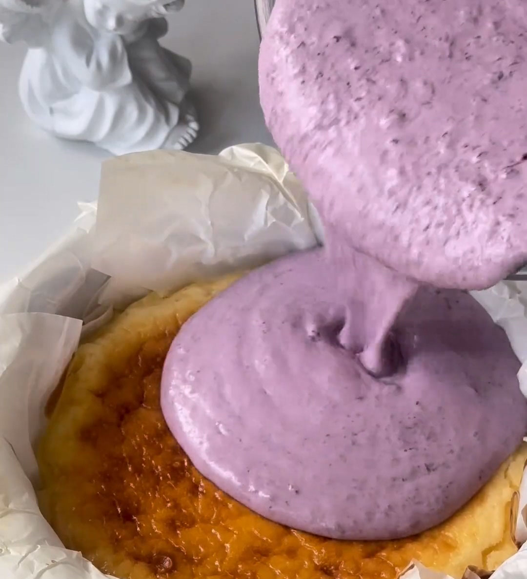 gently pour the blueberry mousse over the top