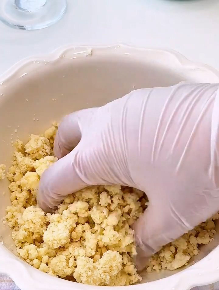 quickly rub the butter into the dry ingredients