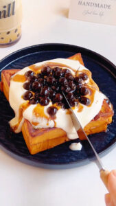 Bubble Tea Butter Toast (3)