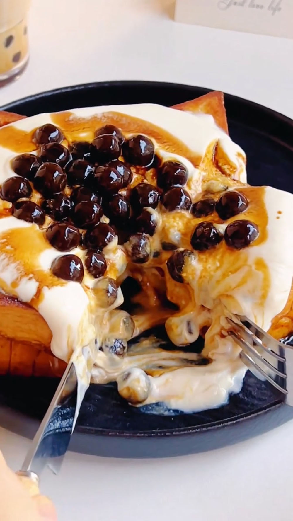 Bubble Tea Butter Toast (4)