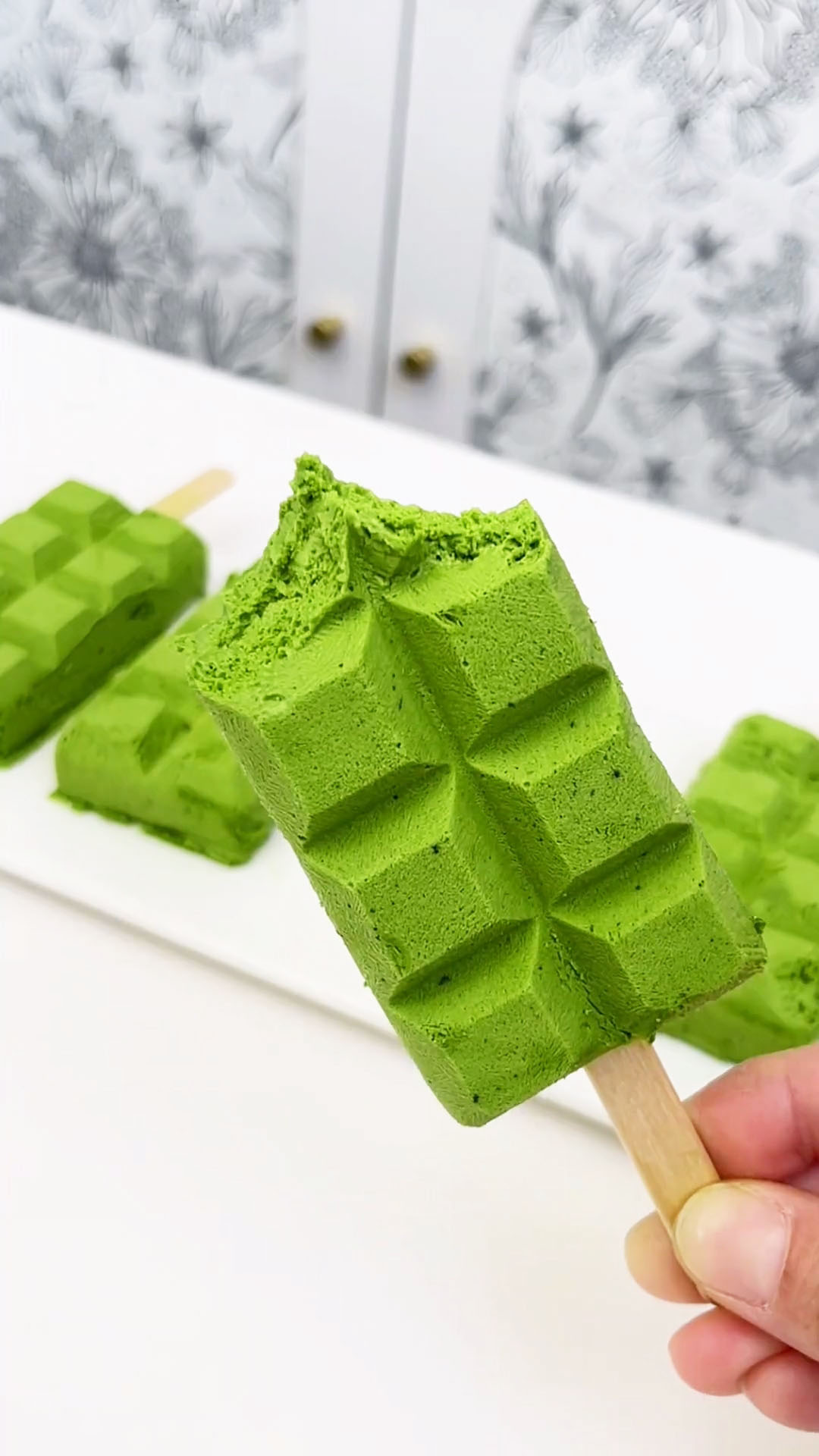 Matcha Popsicles (1)
