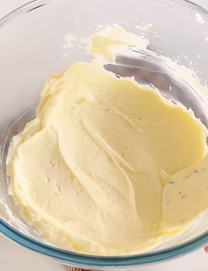 Prepare the cream cheese base