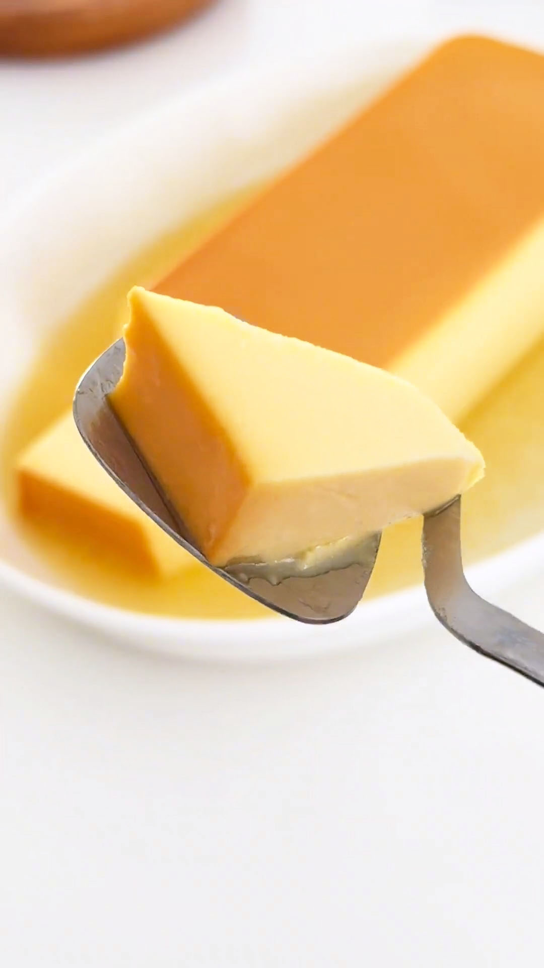 The Best Creamy Caramel Flan with Cream Cheese (2)
