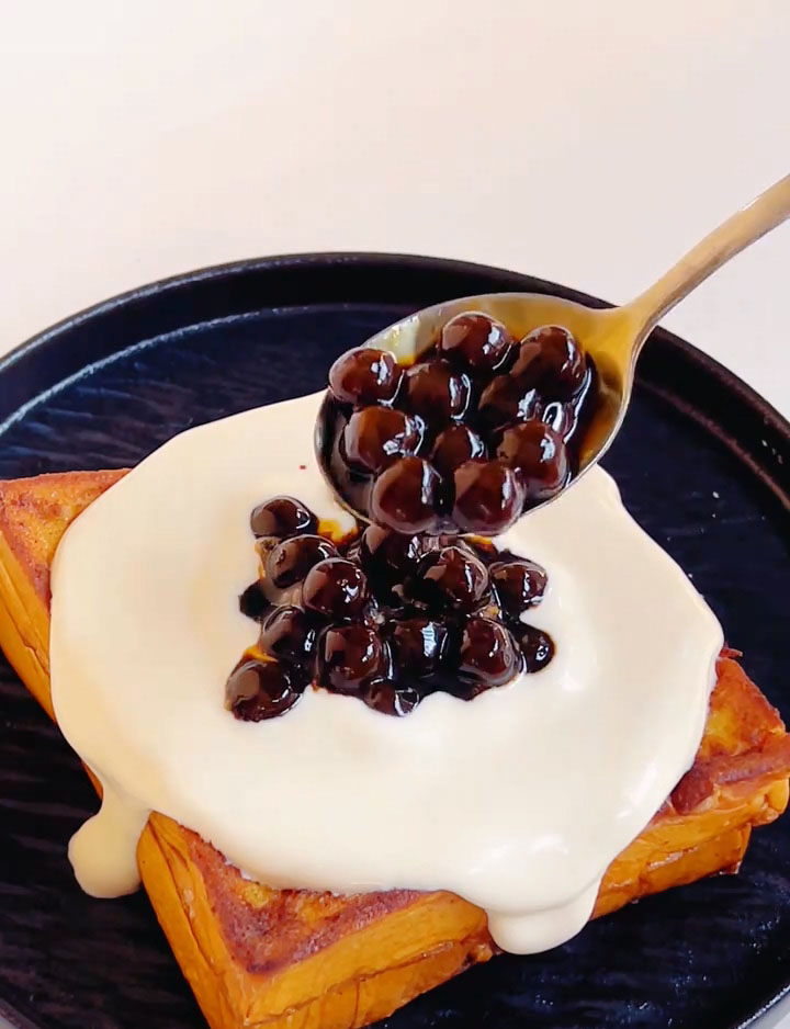 Top with the cooked brown sugar tapioca pearls