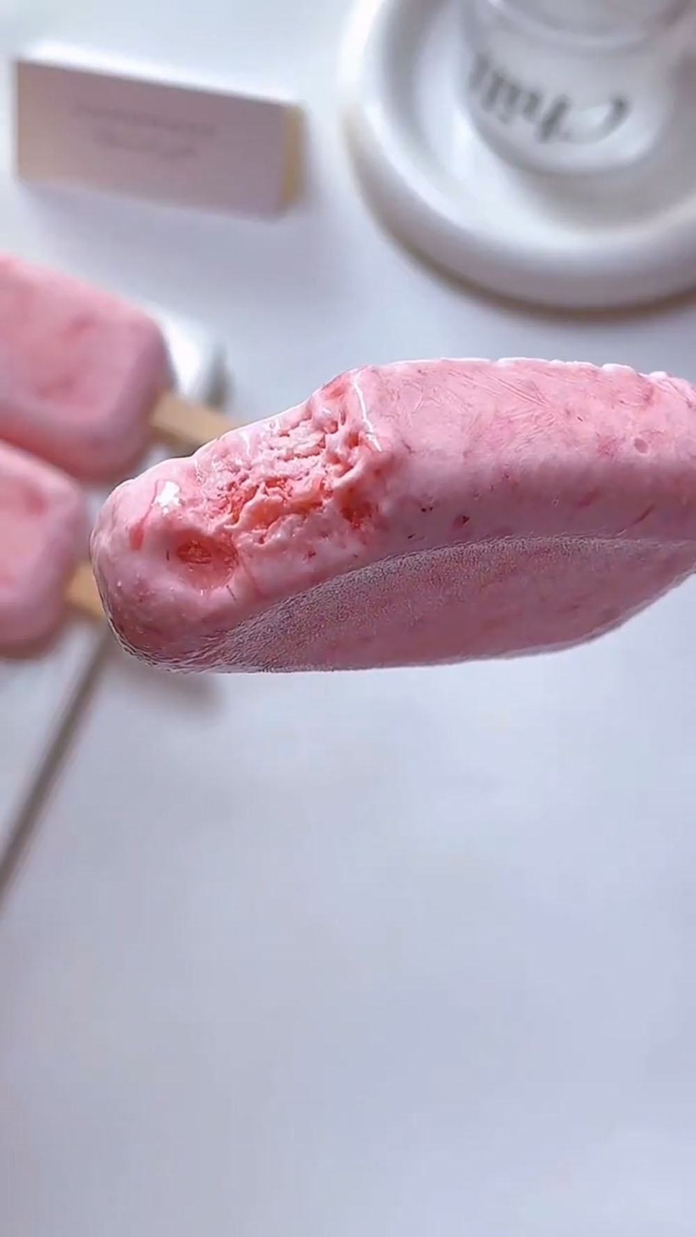 Creamy Strawberry Popsicles (Better Than Store Bought!) (5)