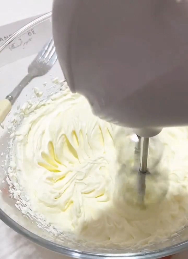 Make the Cream Filling