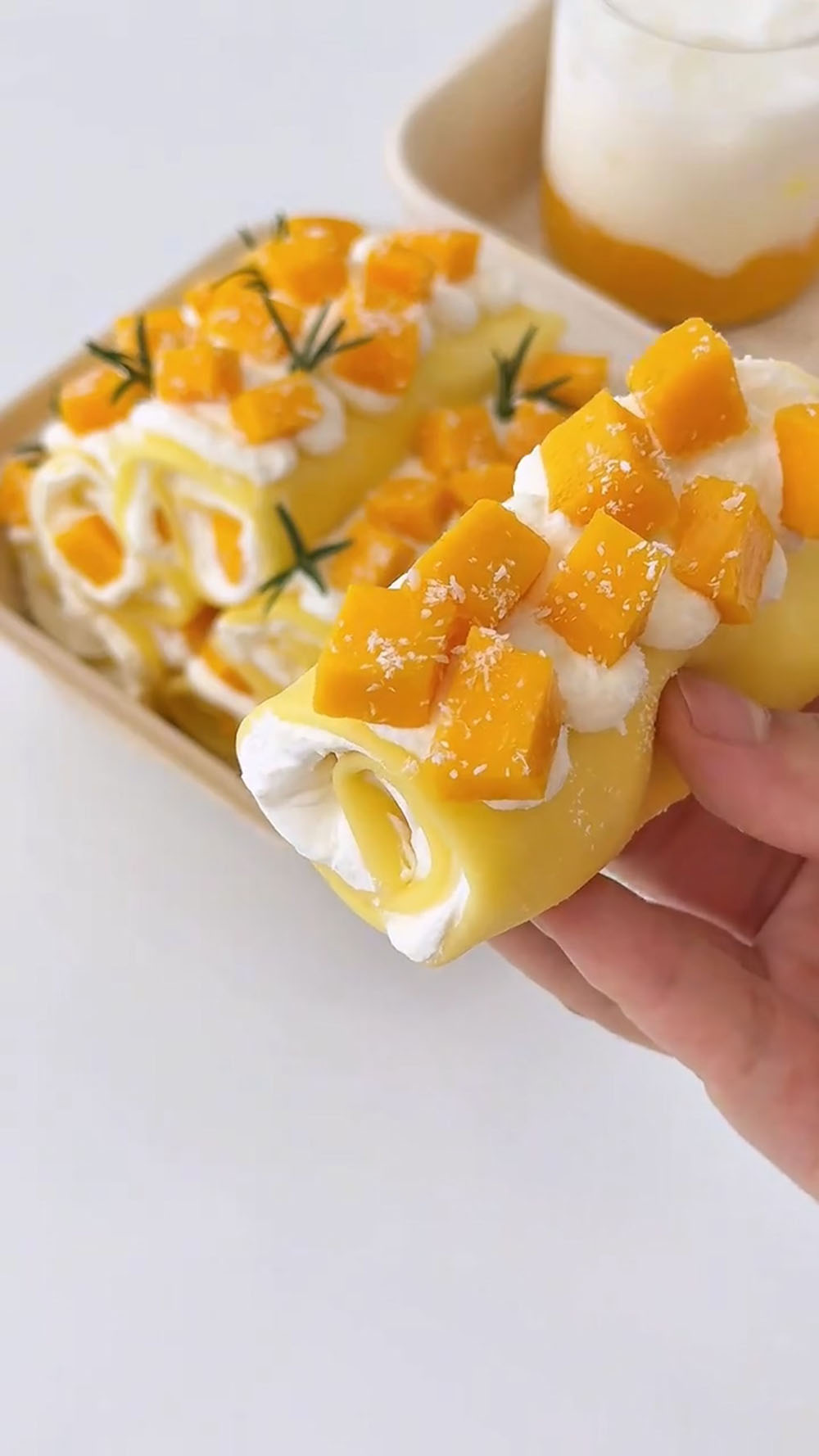 Mango Crepe Roll (2)