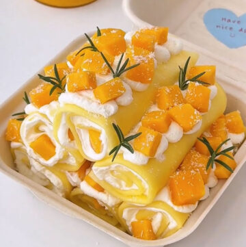 Mango Crepe Roll (4)