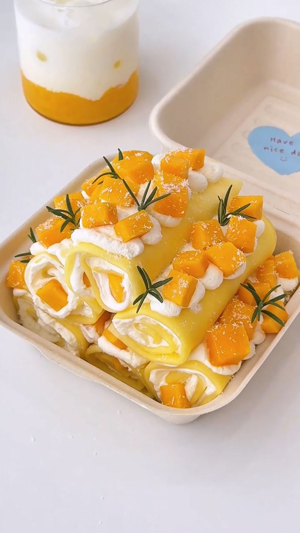 Mango Crepe Roll (4)