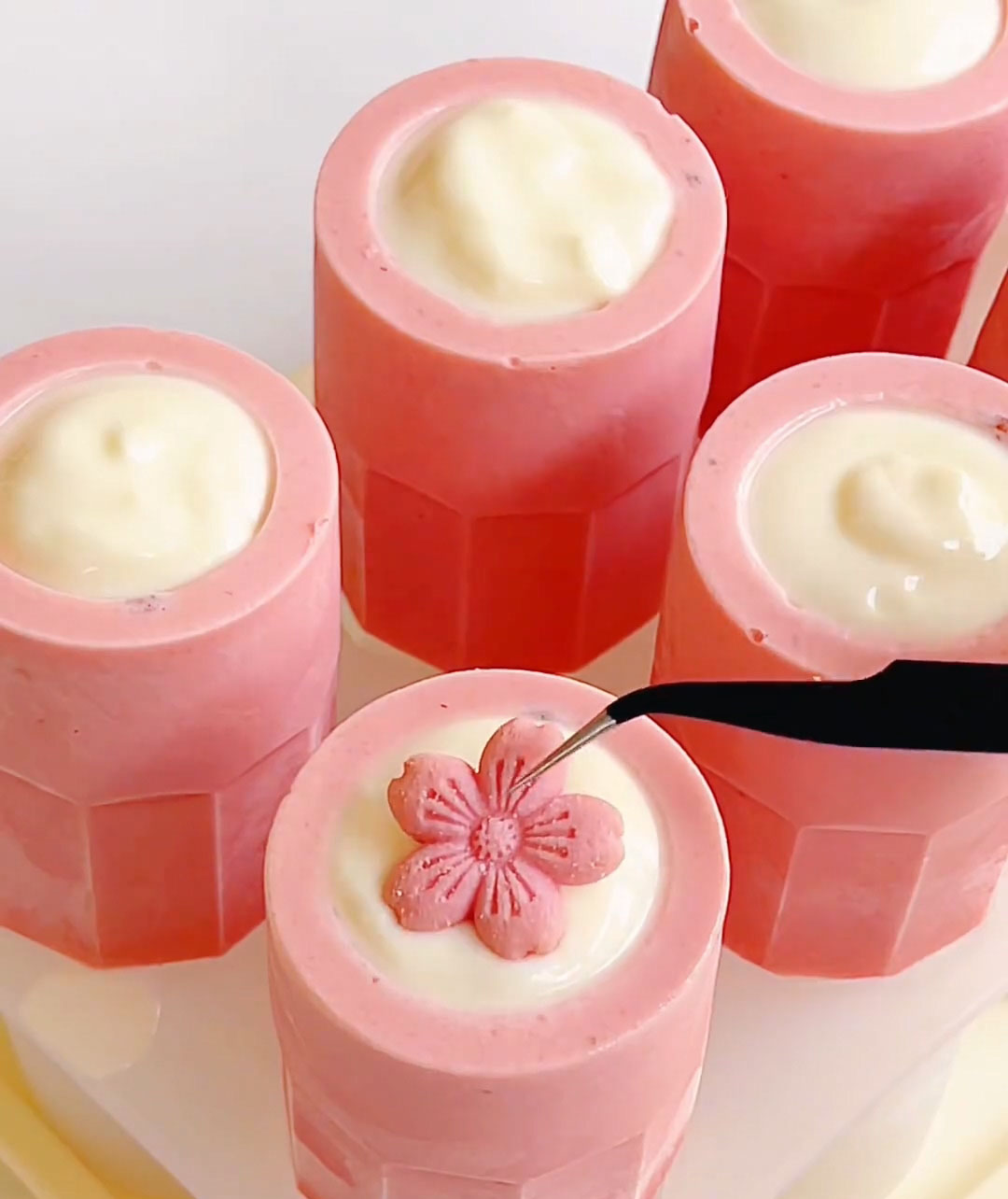 Press a small cookie flower