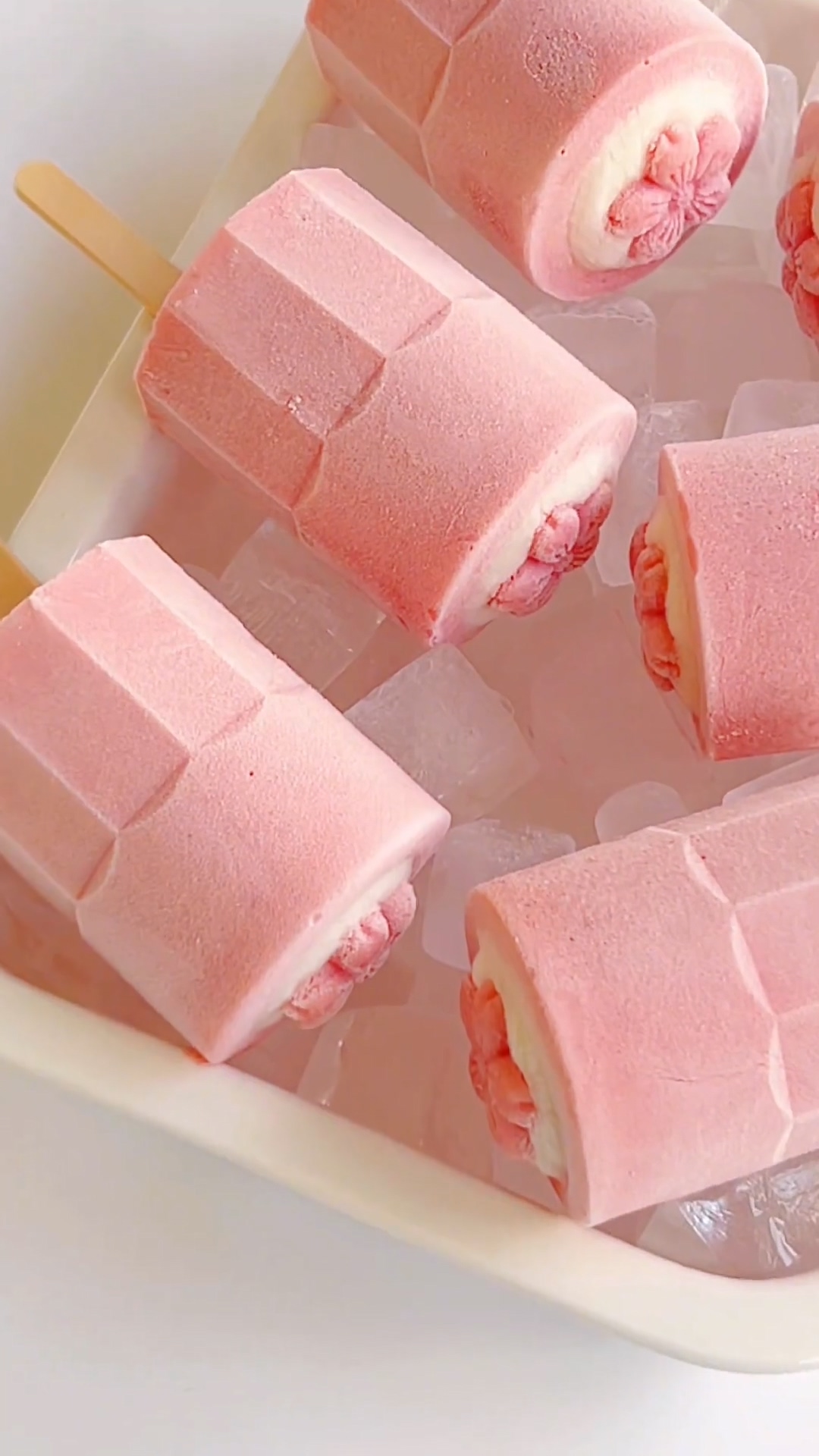 Strawberry Yogurt Ice Cream Pops (Healthy & Refreshing!) (2)