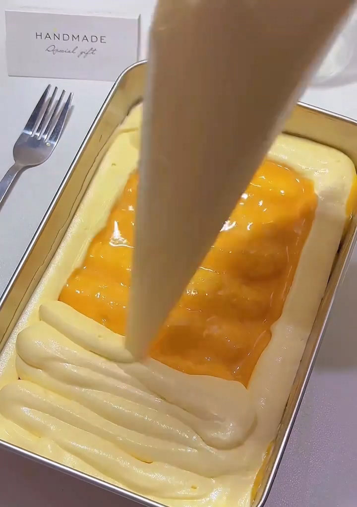 brush the remaining cheese mixture