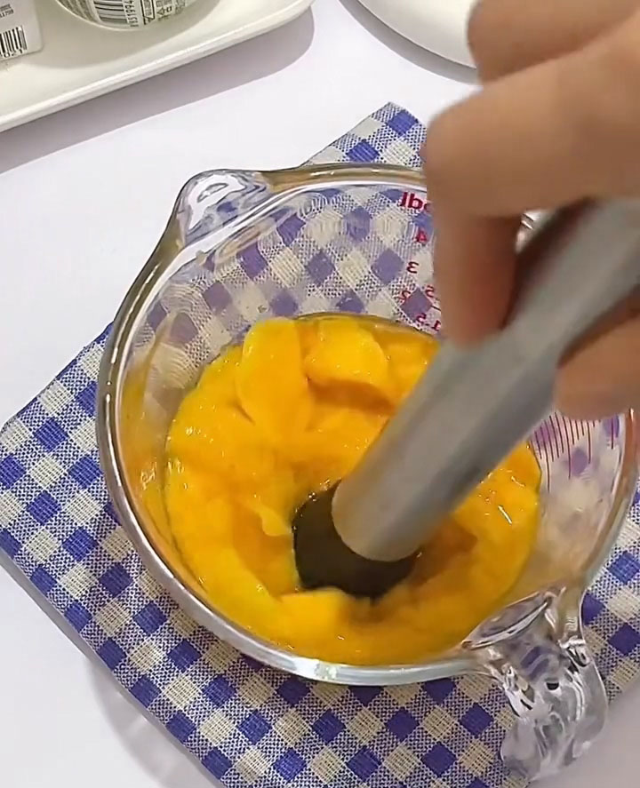 mash it thoroughly in a bowl